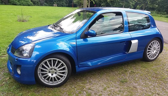 Renault Clio II Sport V6