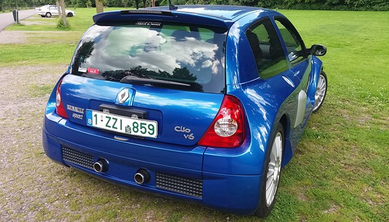 Renault Clio II Sport V6